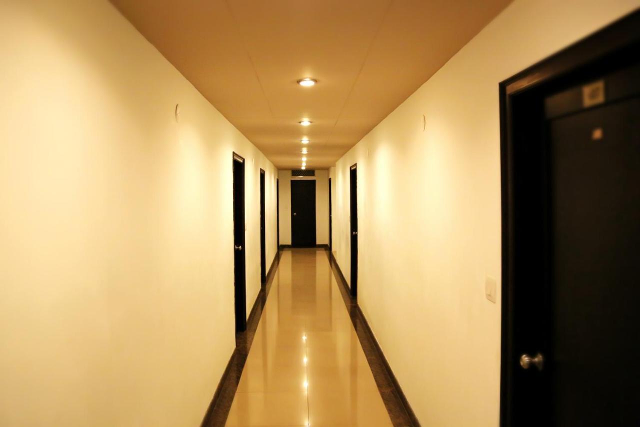 Narayans Leela Inn Udaipur Luaran gambar