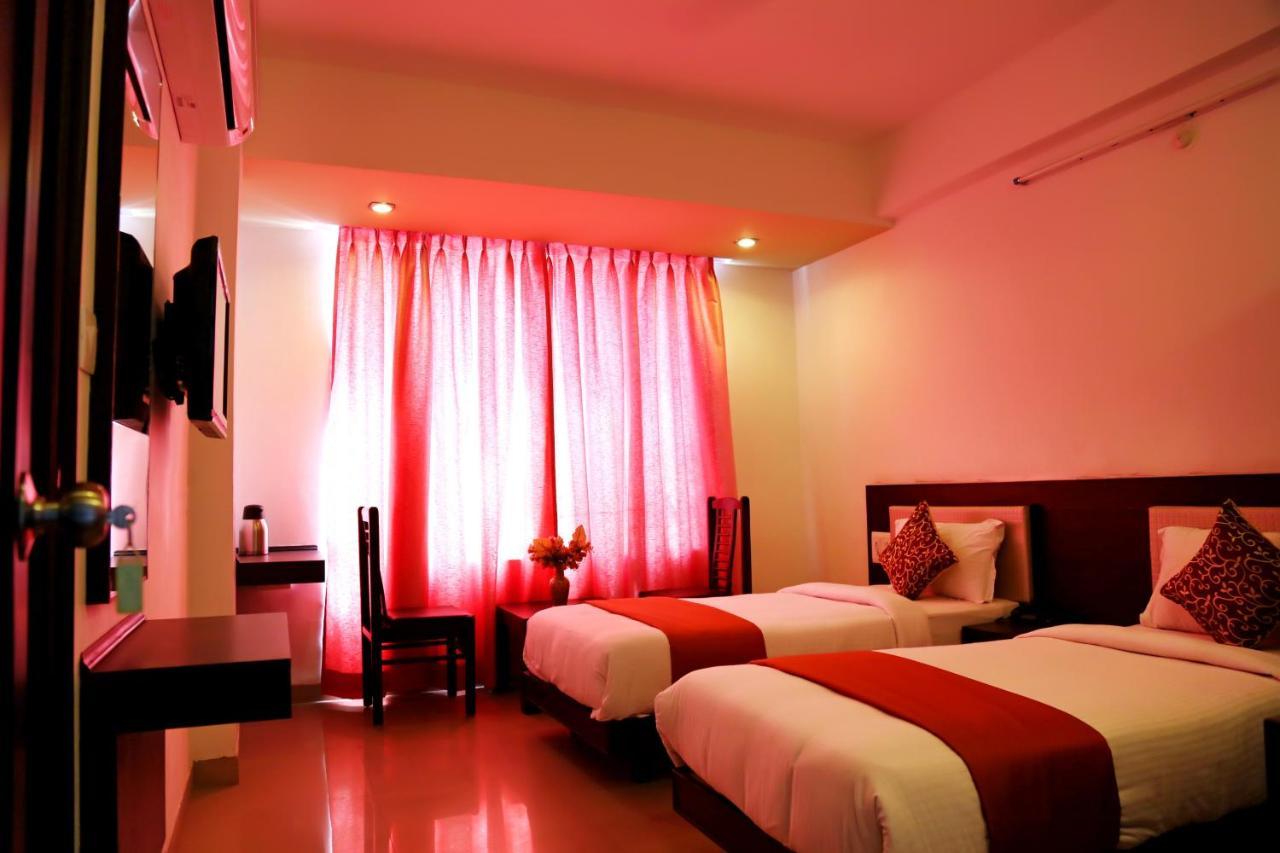 Narayans Leela Inn Udaipur Luaran gambar