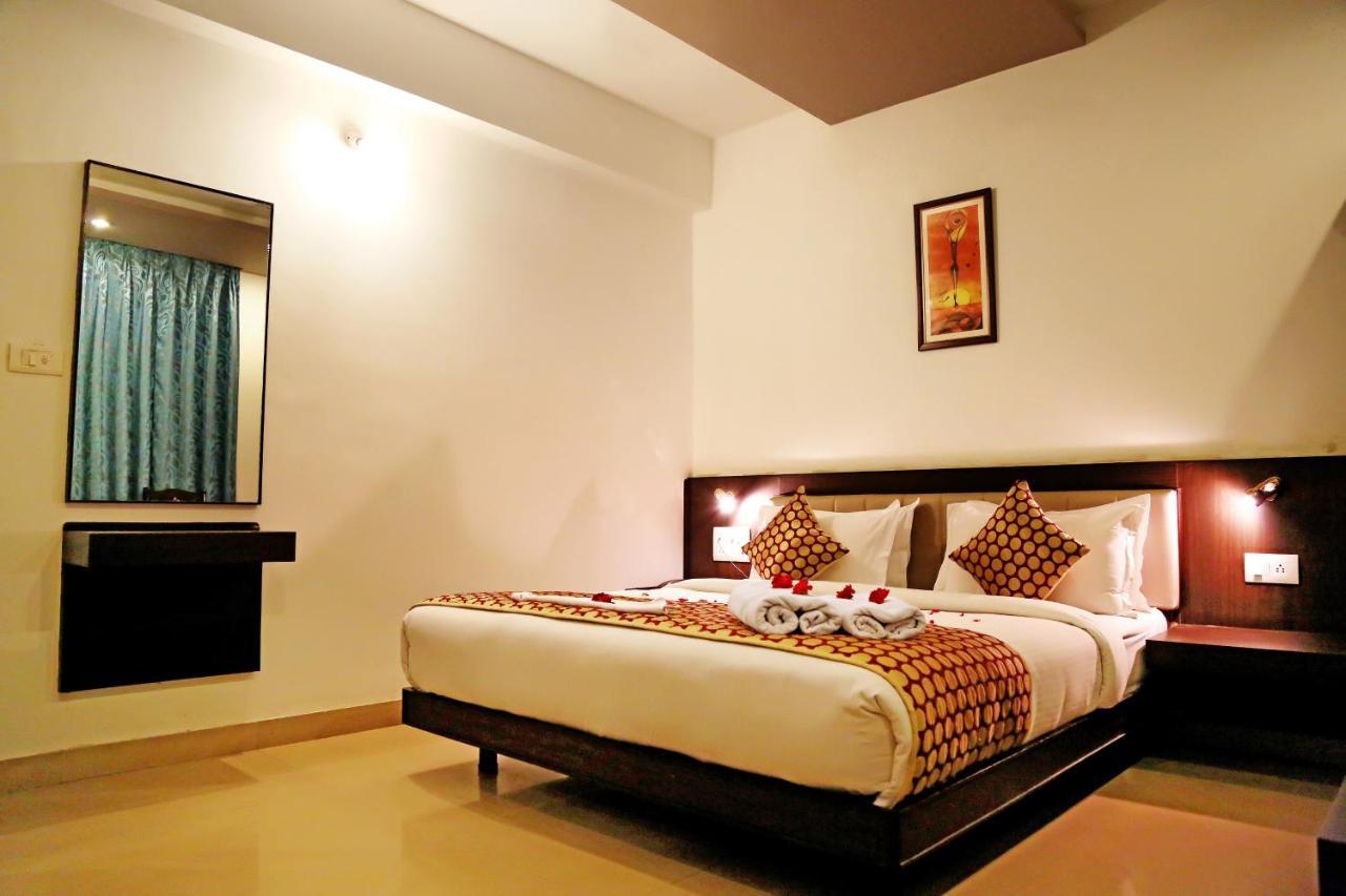 Narayans Leela Inn Udaipur Luaran gambar