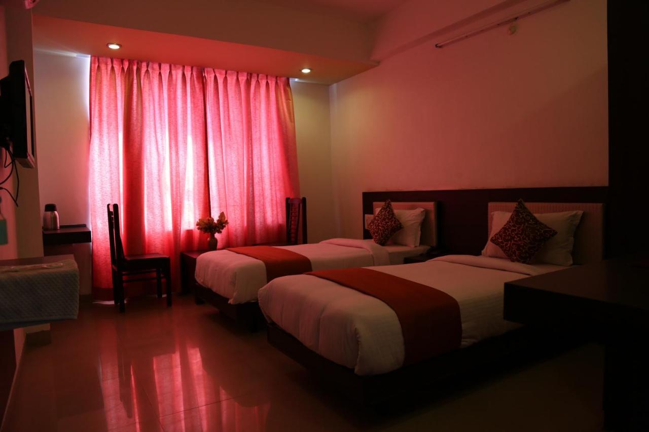 Narayans Leela Inn Udaipur Luaran gambar