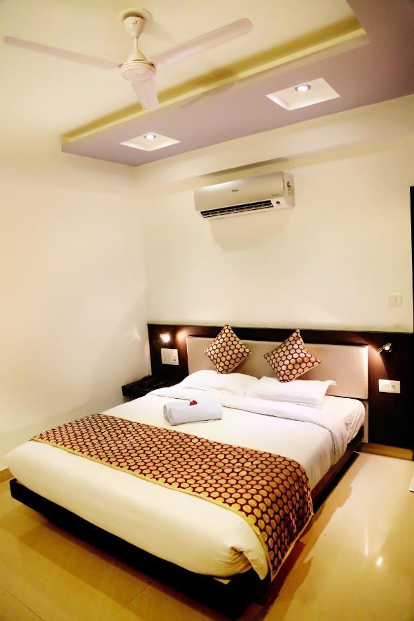 Narayans Leela Inn Udaipur Luaran gambar