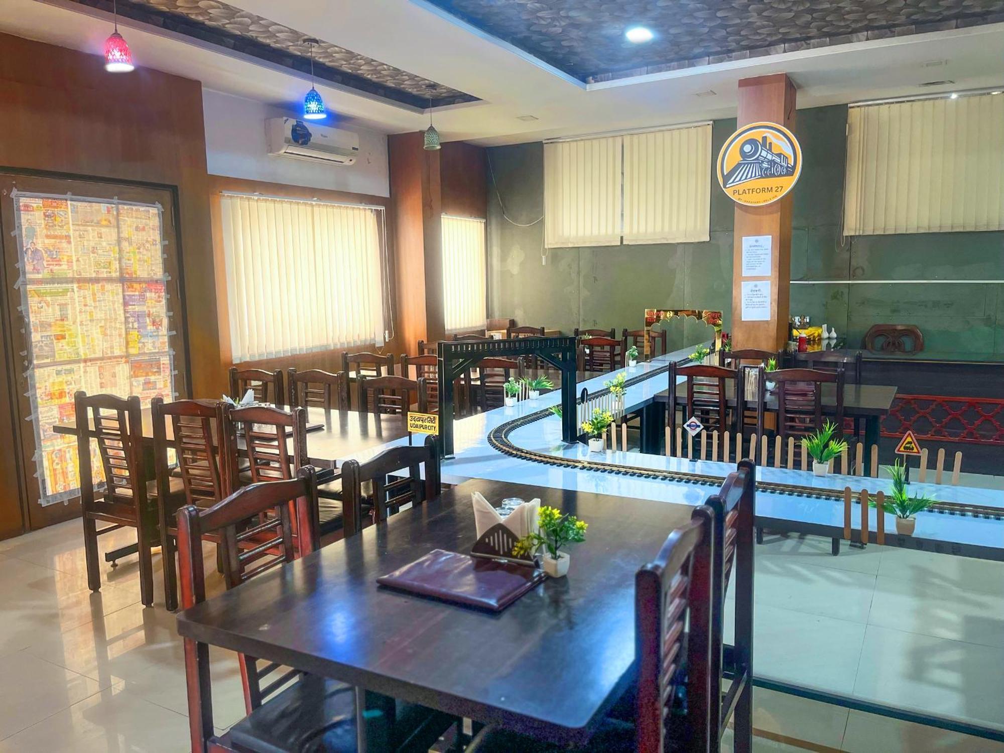 Narayans Leela Inn Udaipur Luaran gambar
