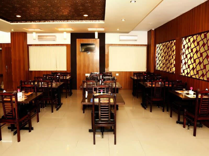Narayans Leela Inn Udaipur Luaran gambar