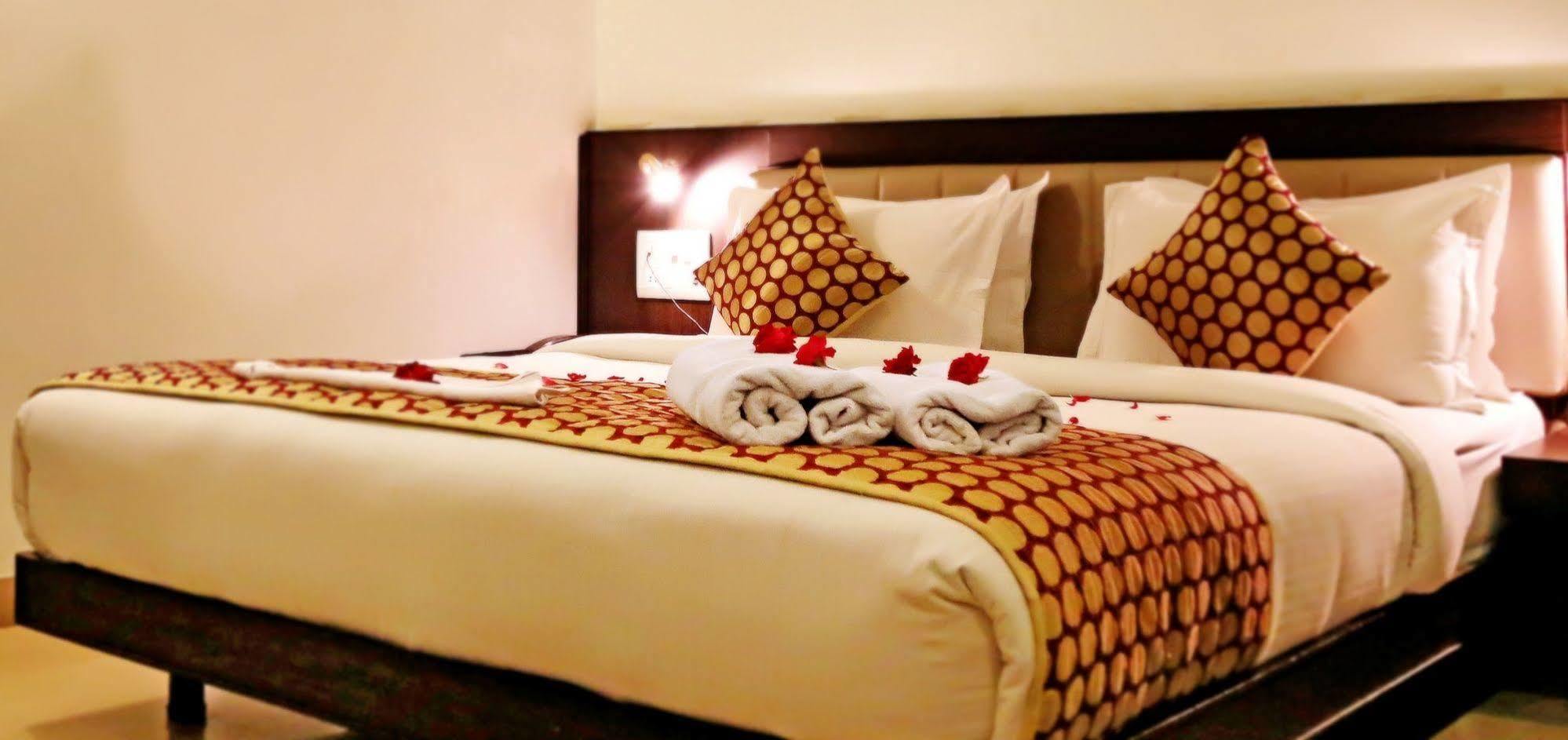 Narayans Leela Inn Udaipur Luaran gambar